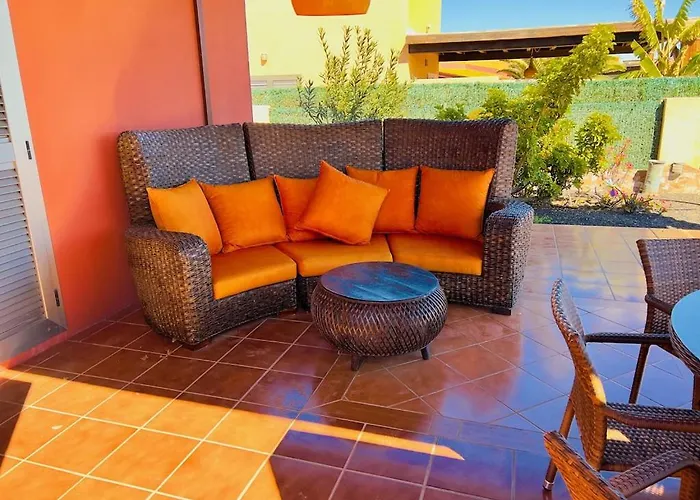 Irina ヴィラ カレタ・デ・フステ