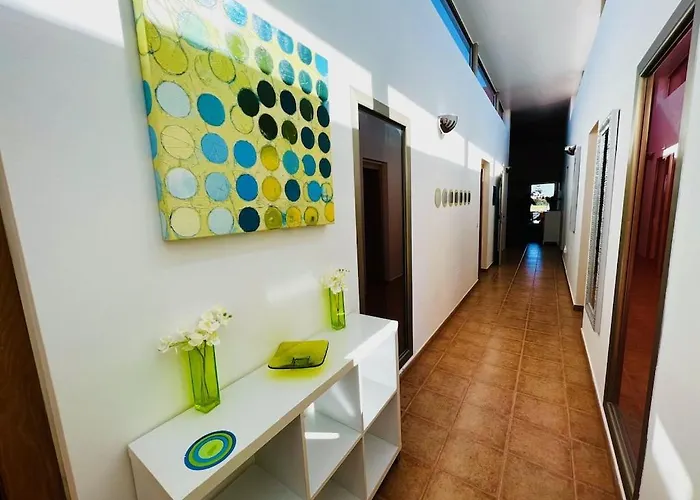 Irina ヴィラ カレタ・デ・フステ